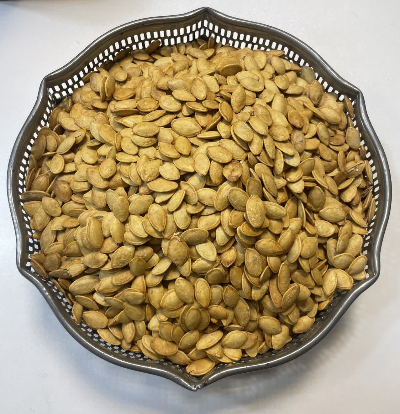 تخمه کدو شور  دو آتیشه تازه