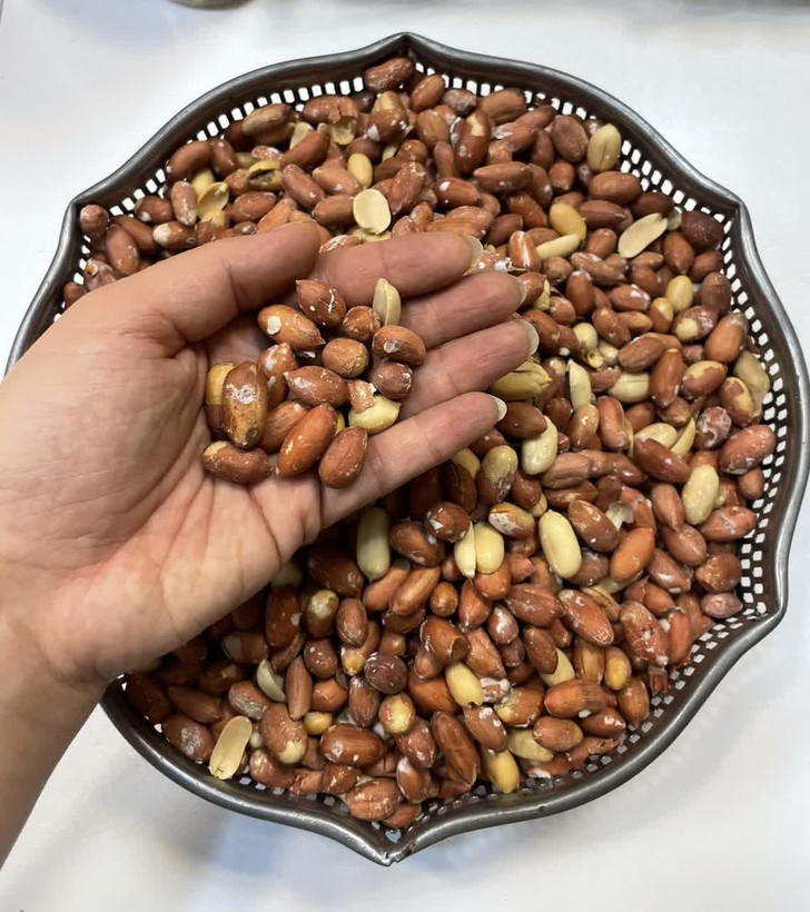 بادام زمینی شور اعلا - آستانه (امسال)